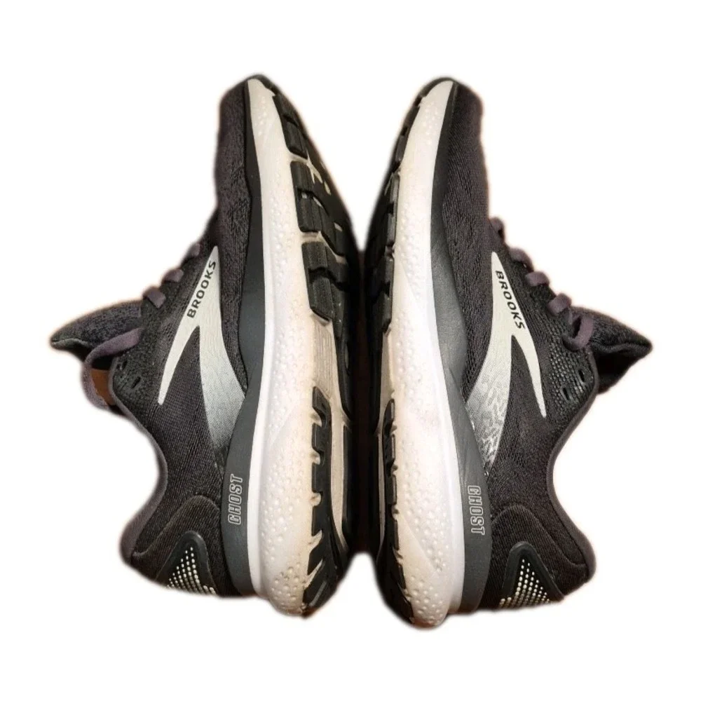 Brooks ghost 16